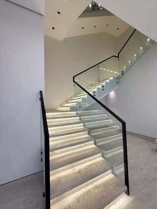 5 bedroom villa in Al Mahdiyyah 5