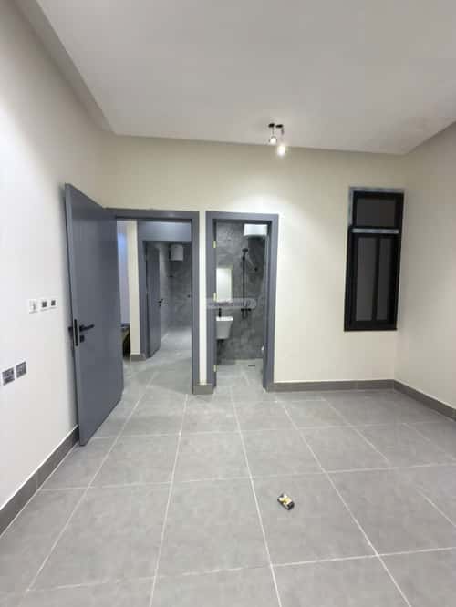 5 bedroom floor in Badr 4