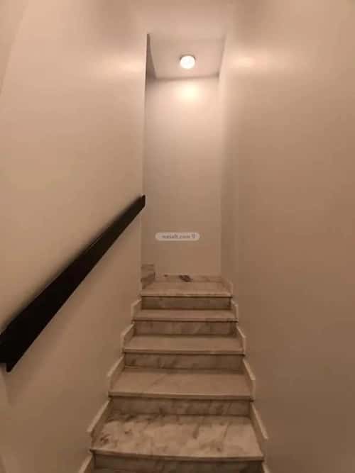 فيلا 11 غرف في المنارات 3