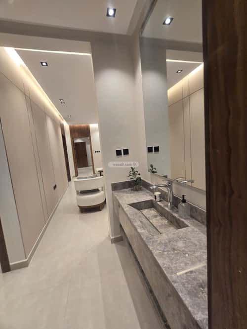 6 bedroom floor in Okaz 2