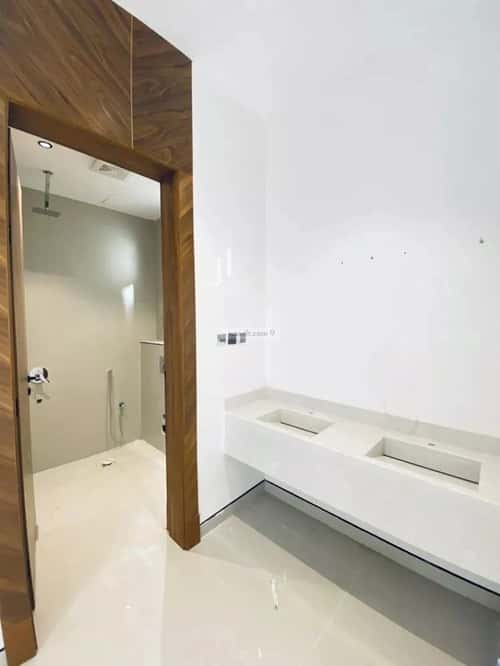 3 bedroom apartment in Al Mahdiyyah 4