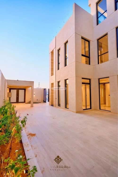 5 bedroom villa in Al Mahdiyyah 4