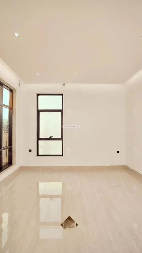 4 bedroom villa in Al Mahdiyyah 2