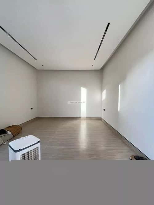 5 bedroom villa in Al Mahdiyyah 1