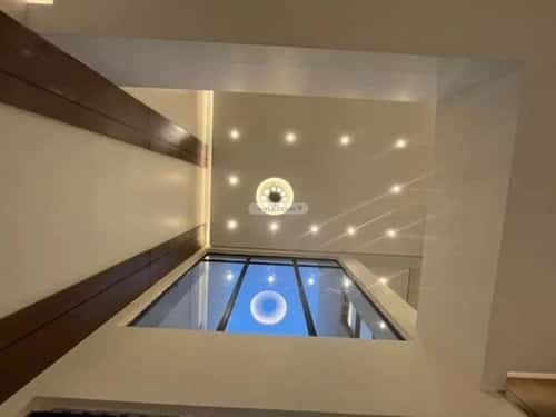 5 bedroom villa in Al Mahdiyyah 4