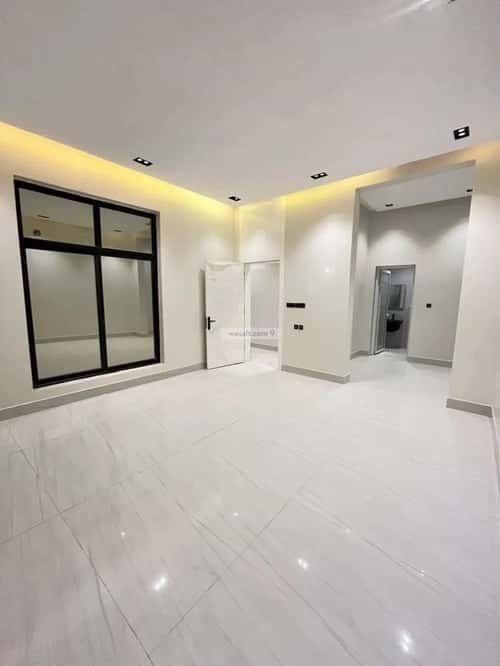 6 bedroom villa in Al Mahdiyyah 3