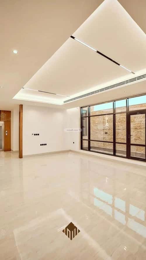 6 bedroom villa in Al Mahdiyyah 2