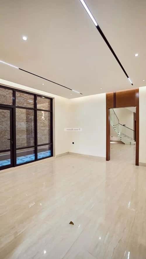 6 bedroom villa in Al Mahdiyyah 3