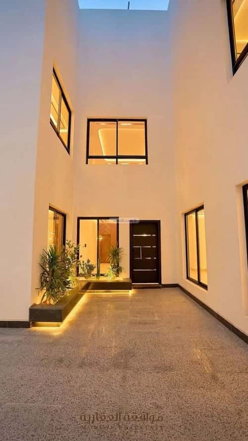 6 bedroom villa in Al Mahdiyyah 3