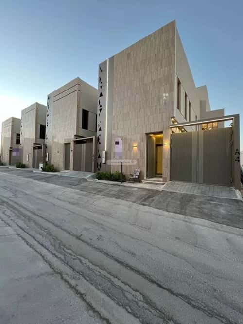 5 bedroom villa in Al Mahdiyyah 3