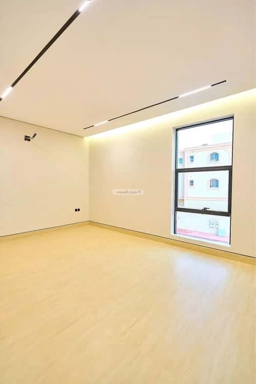 5 bedroom villa in Al Mahdiyyah 3