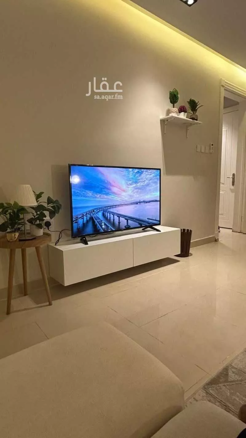 شقة 1 غرف في الملقا 5