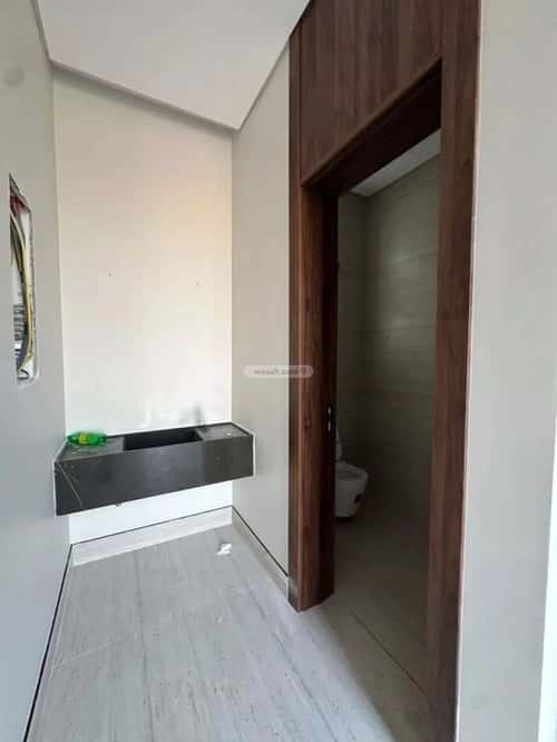 6 bedroom villa in Al Mahdiyyah 4