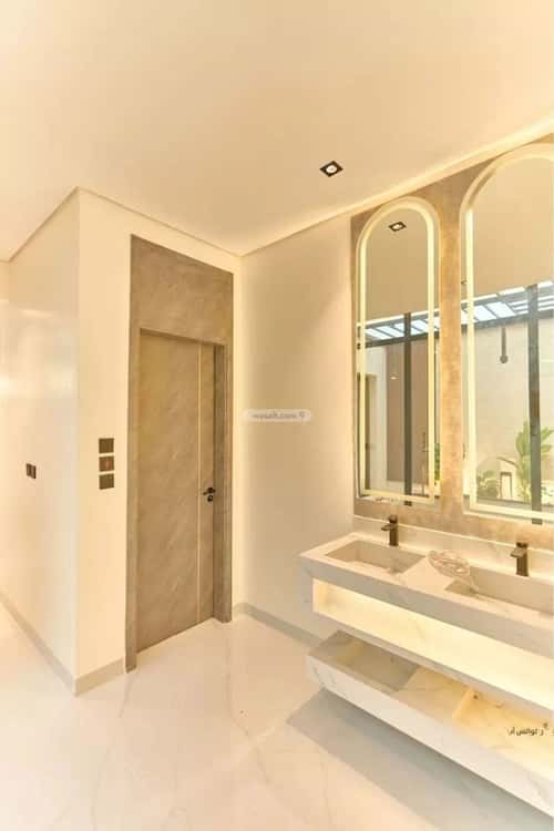 4 bedroom villa in Al Mahdiyyah 1