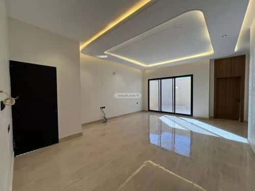 6 bedroom villa in Al Mahdiyyah 3