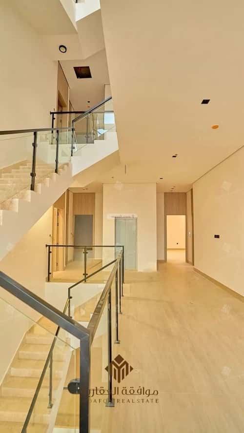 4 bedroom apartment in Al Mahdiyyah 1