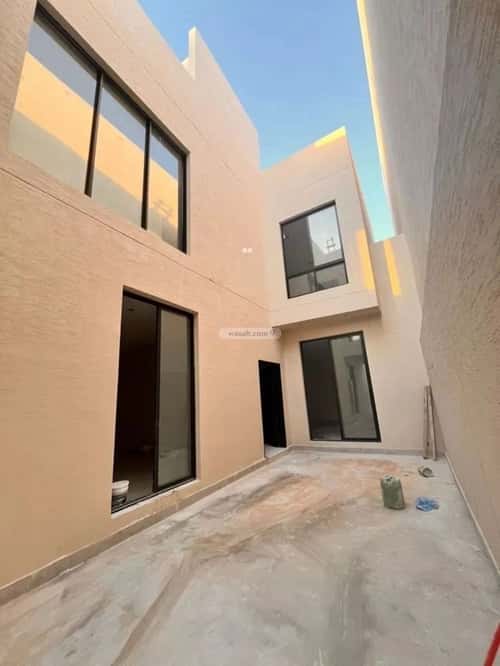 5 bedroom villa in Al Mahdiyyah 1