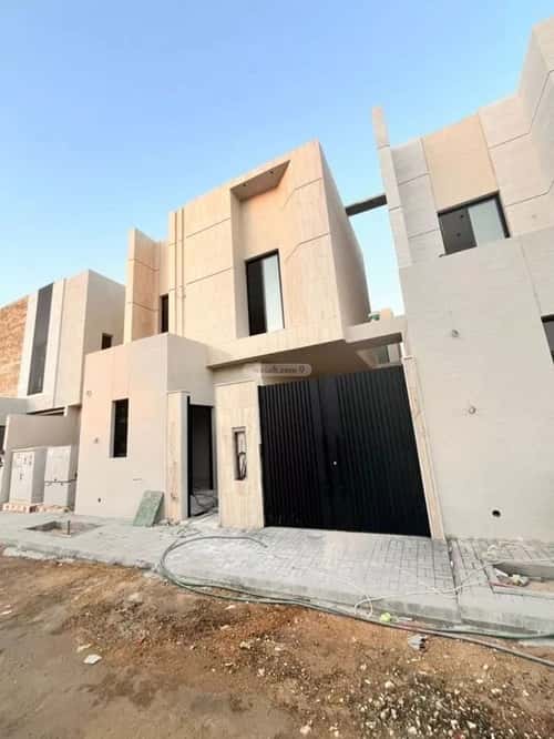 5 bedroom villa in Al Mahdiyyah 4