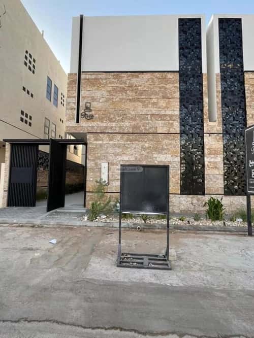 5 bedroom villa in Al Mahdiyyah 6