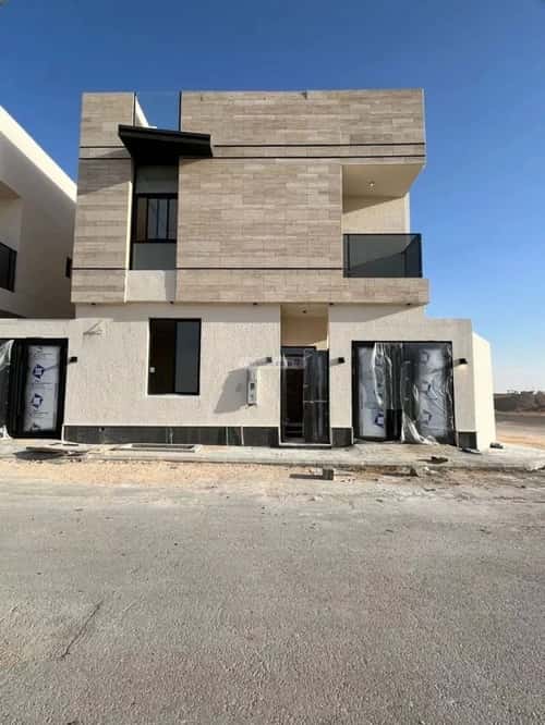 5 bedroom villa in Al Mahdiyyah 5
