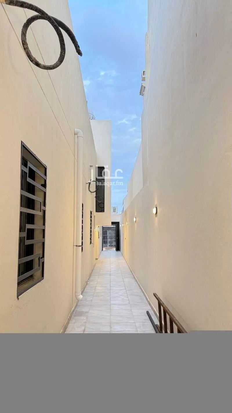 5 bedroom villa in Al Salam 21