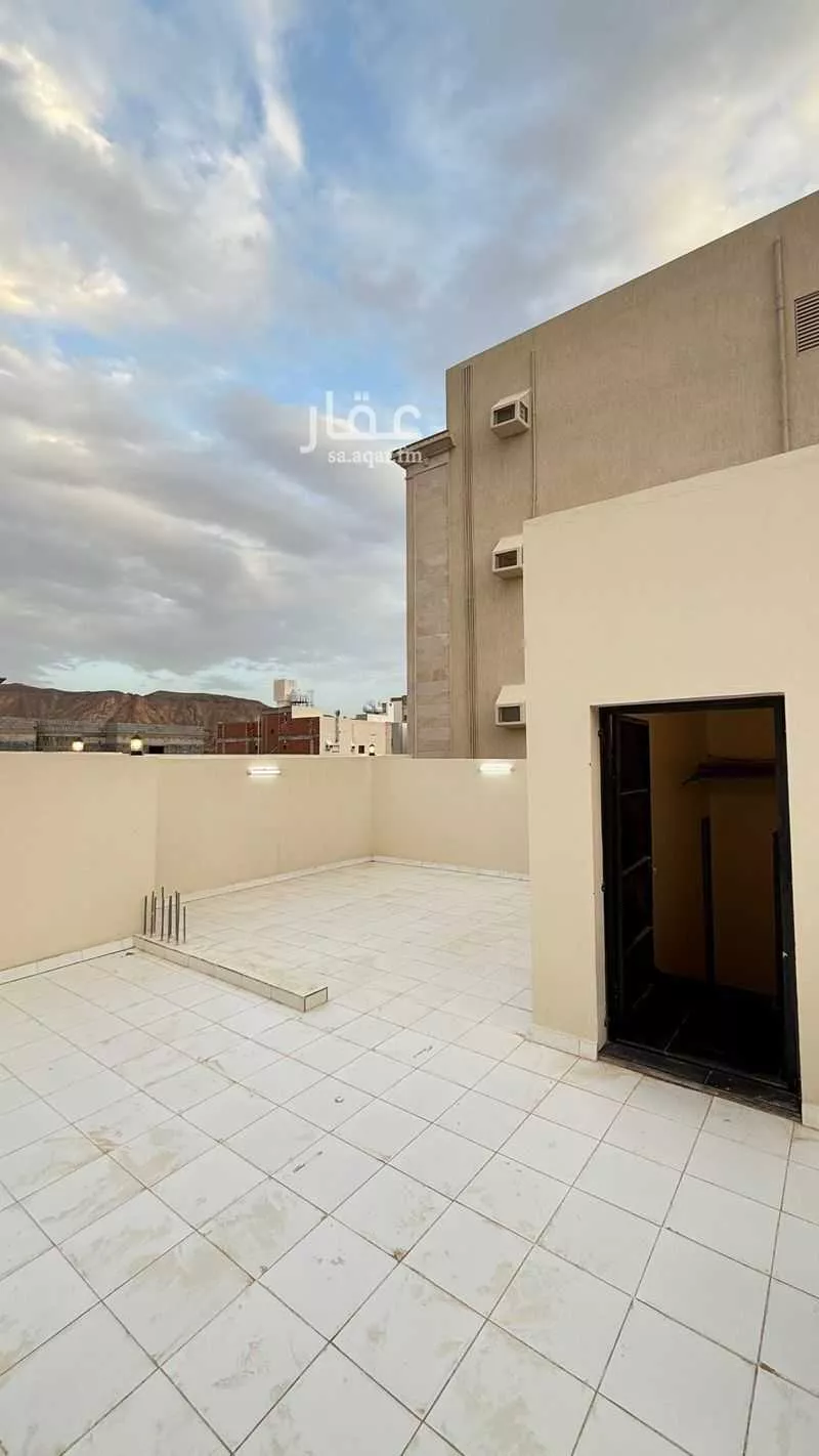 5 bedroom villa in Al Salam 28