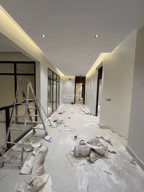 5 bedroom villa in Al Mahdiyyah 3