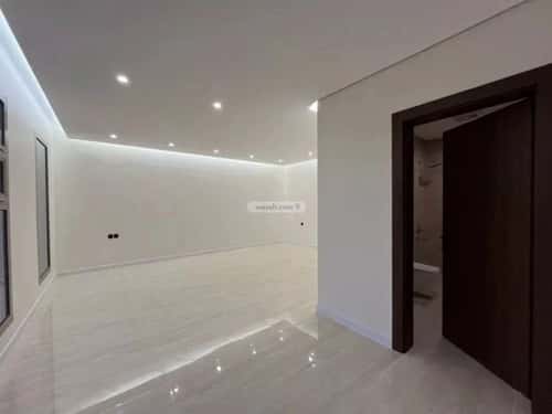 5 bedroom villa in Al Mahdiyyah 2