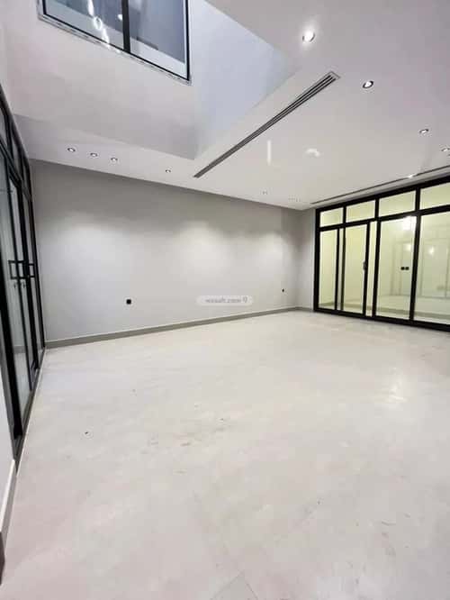 5 bedroom villa in Al Mahdiyyah 8