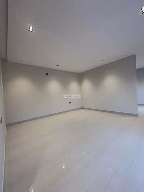 6 bedroom villa in Al Mahdiyyah 2