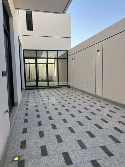 6 bedroom villa in Al Mahdiyyah 3