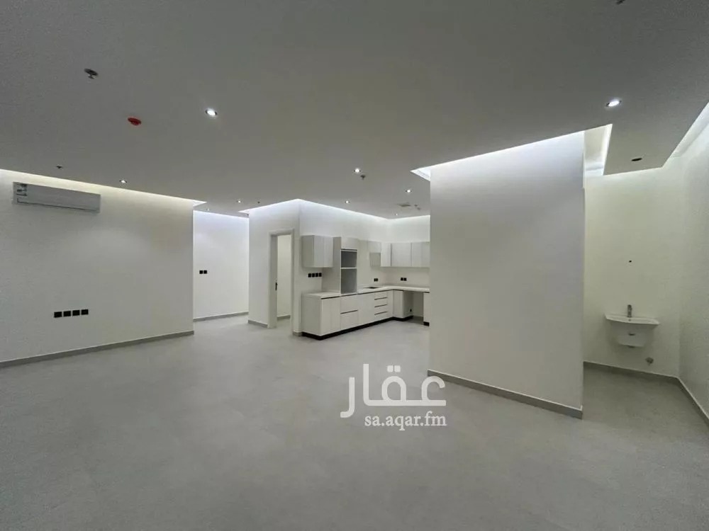 4 bedroom apartment in Al Narjis 8