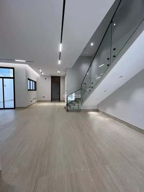 6 bedroom villa in Al Mahdiyyah 5