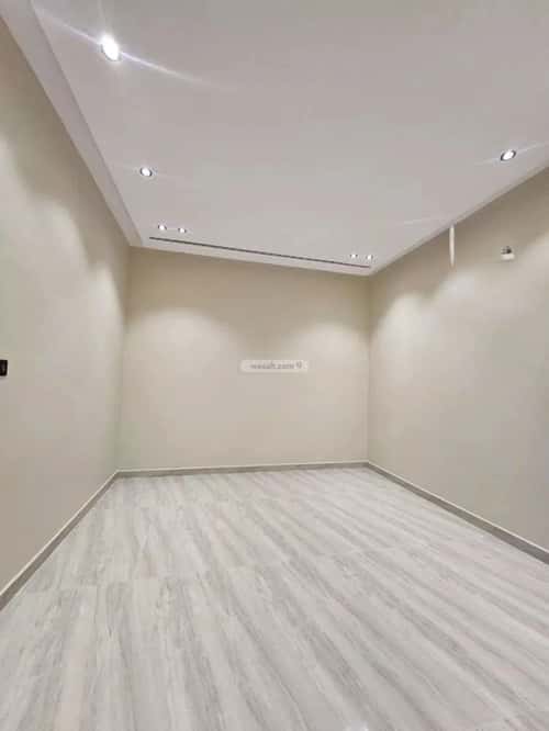 6 bedroom villa in Al Uraija Al Gharbi 2