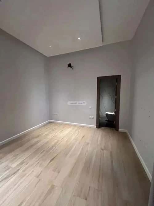 8 bedroom villa in Al Mahdiyyah 8