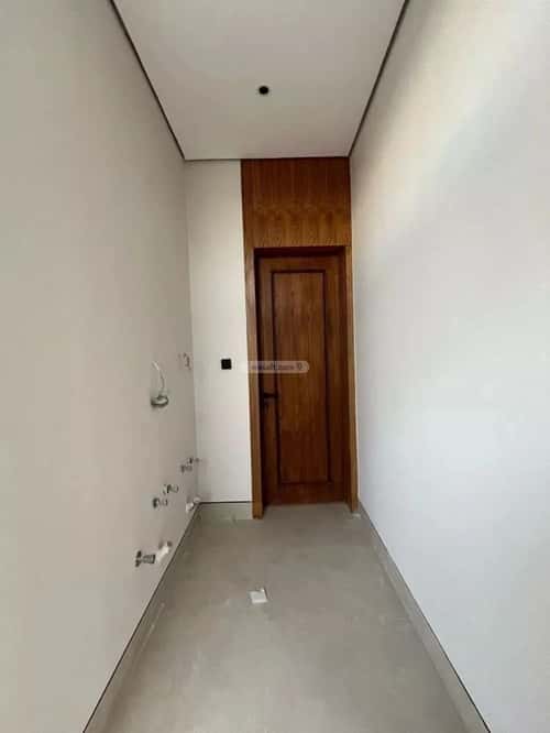 5 bedroom villa in Al Mahdiyyah 8