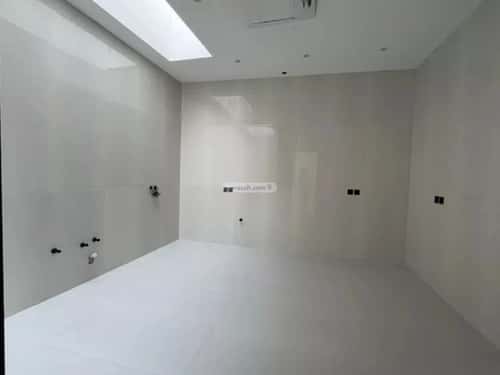 6 bedroom villa in Al Mahdiyyah 4