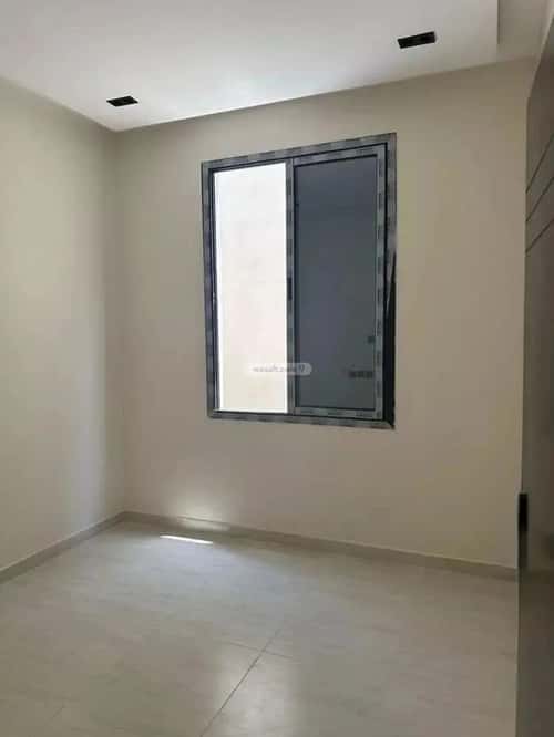 5 bedroom villa in Al Janadriyah 5