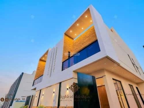 5 bedroom villa in Al Mahdiyyah 3