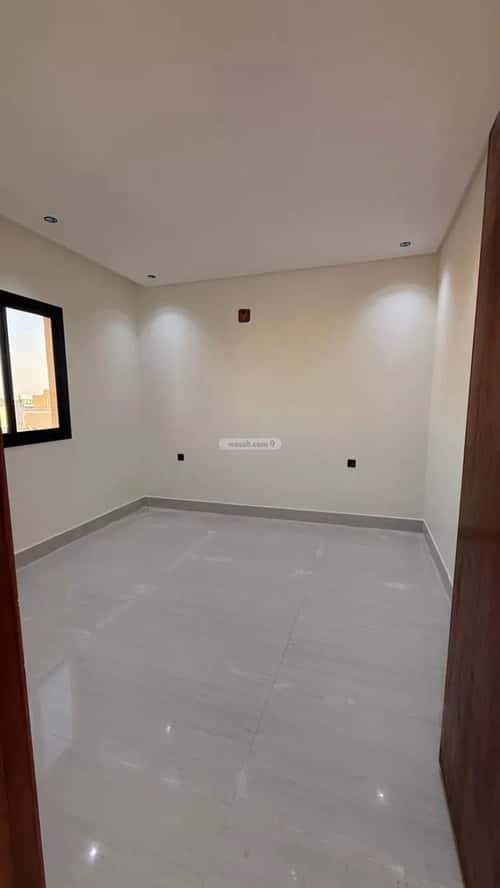 6 bedroom villa in Al Awali 11