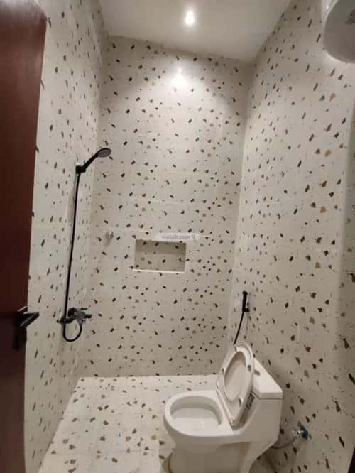 فيلا 5 غرف في طويق 4