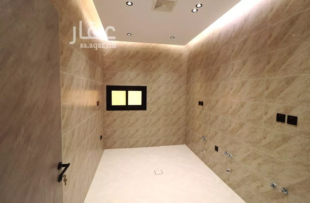 3 bedroom apartment in Al Bawadi, Jeddah 9