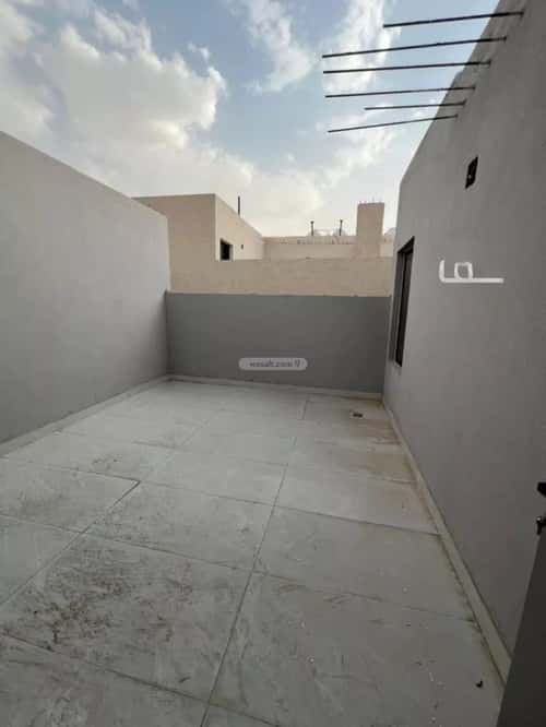 3 bedroom floor in Badr 2