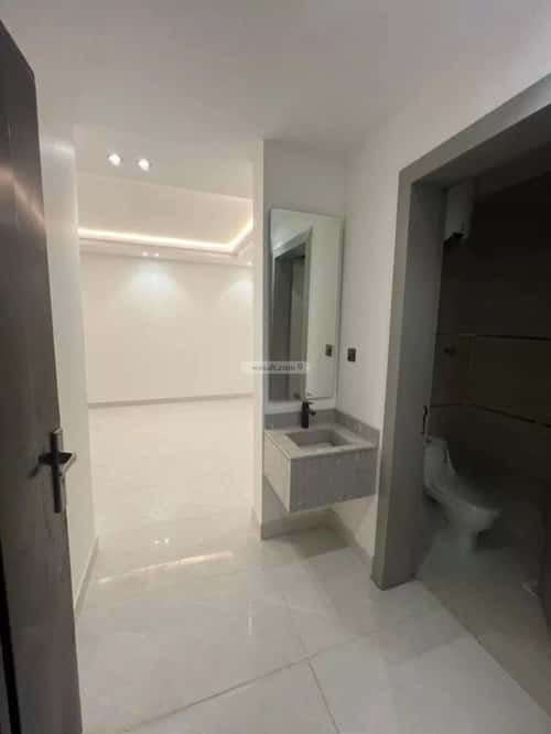 3 bedroom floor in Badr 9