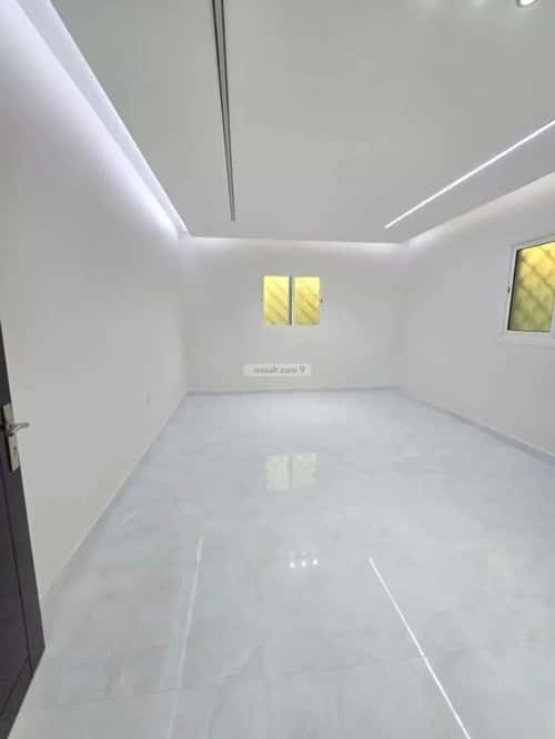 5 bedroom villa in Dhahrat Laban 8