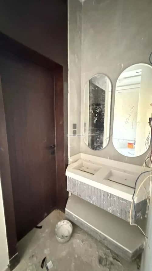 6 bedroom villa in Al Uraija Al Gharbi 3
