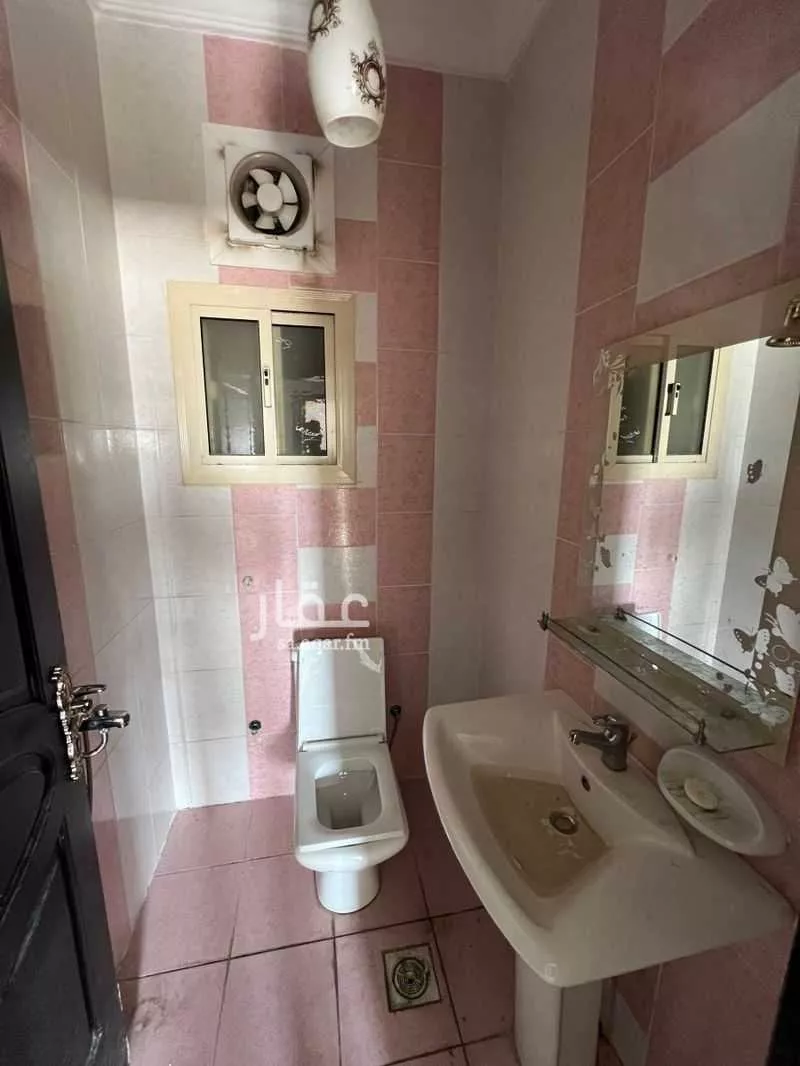 3 bedroom office in Mishrifah, Jeddah 6