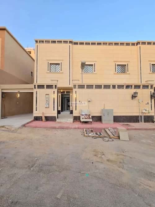 5 bedroom villa in Dhahrat Laban 2