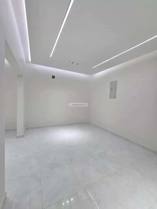 5 bedroom villa in Dhahrat Laban 7