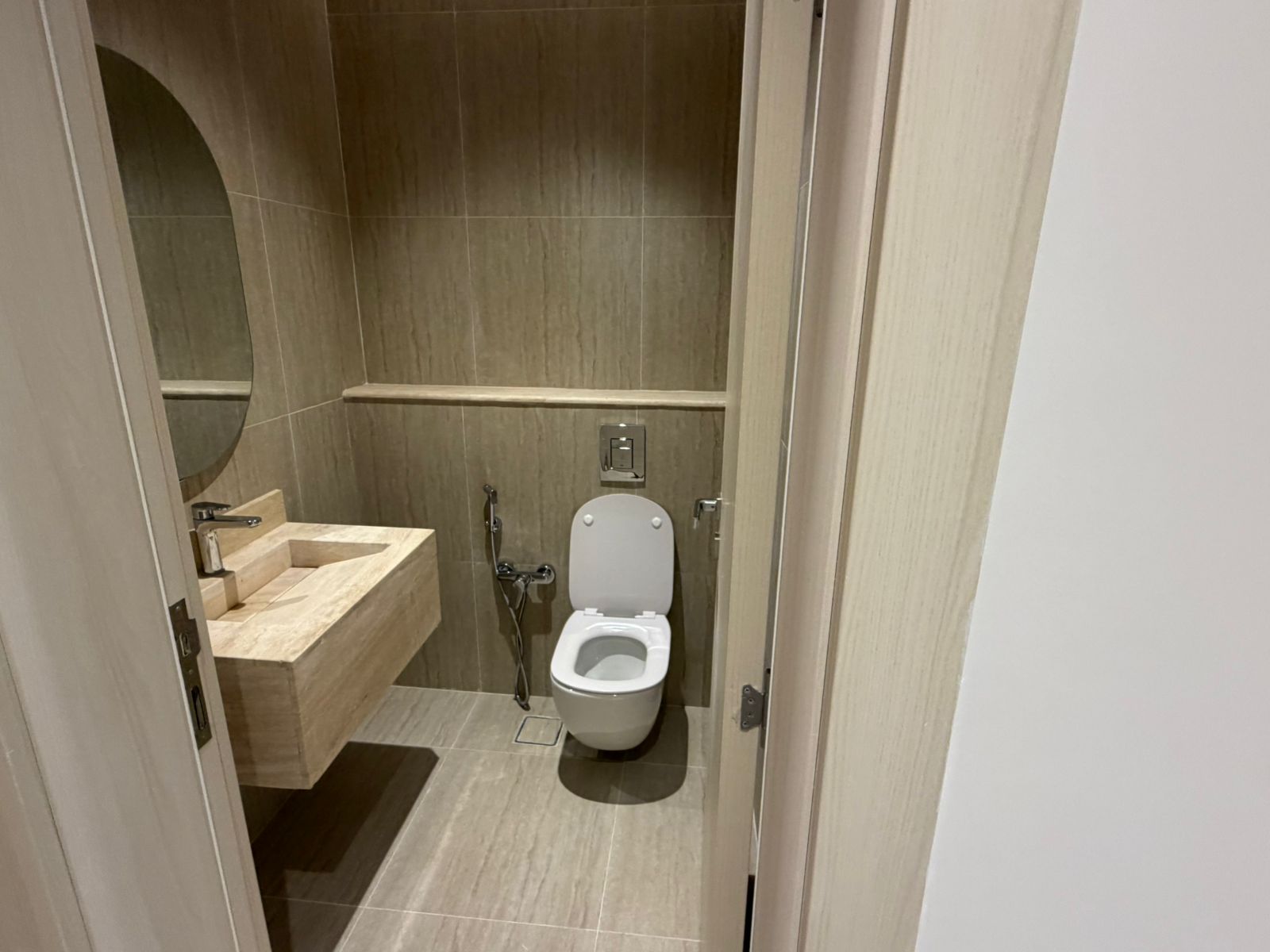 3 bedroom apartment in Al Narjis 8